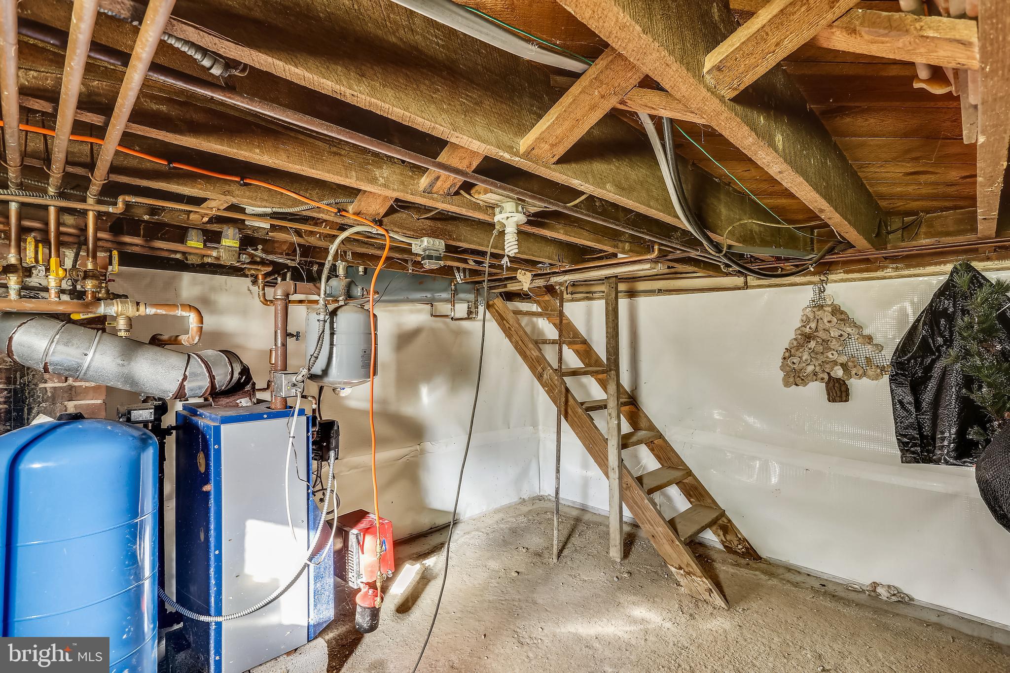 SHADY SIDE - Commercial Sale