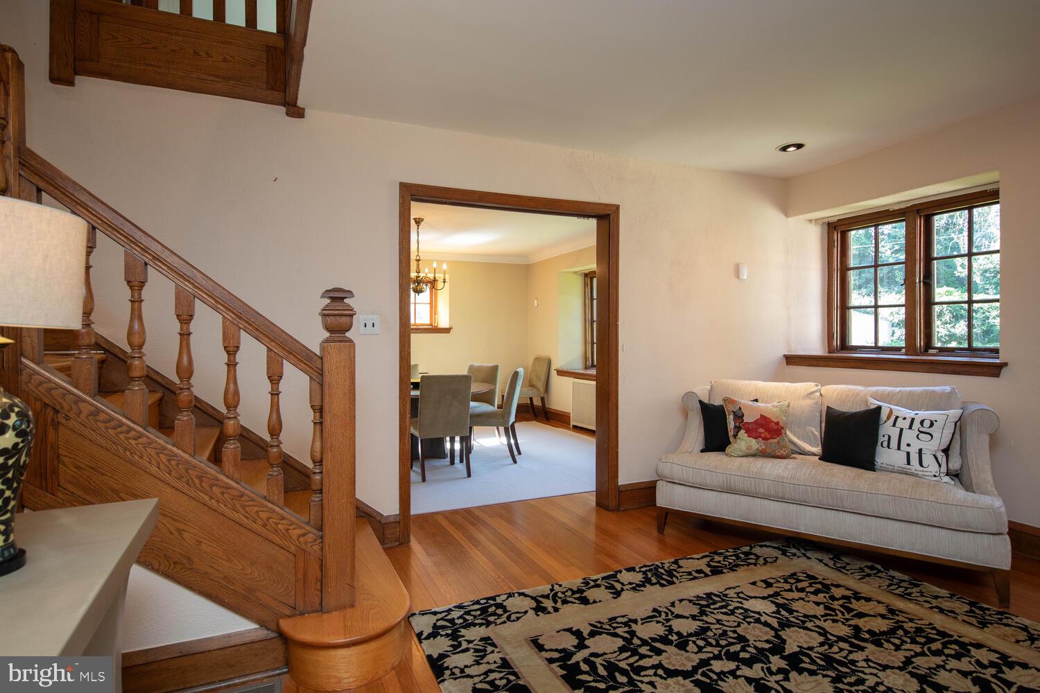 EAST FALLS - Residential