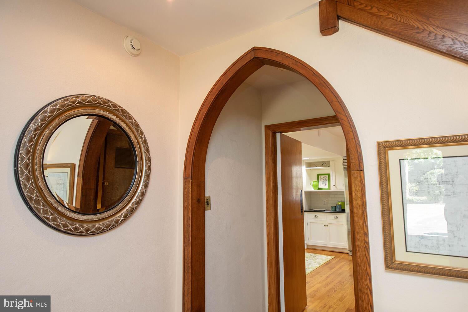 EAST FALLS - Residential