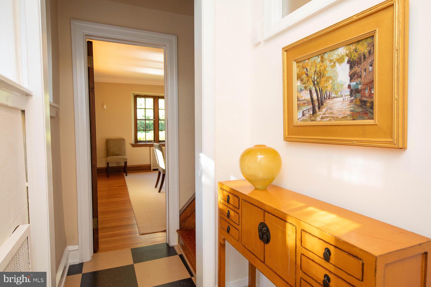 EAST FALLS - Residential