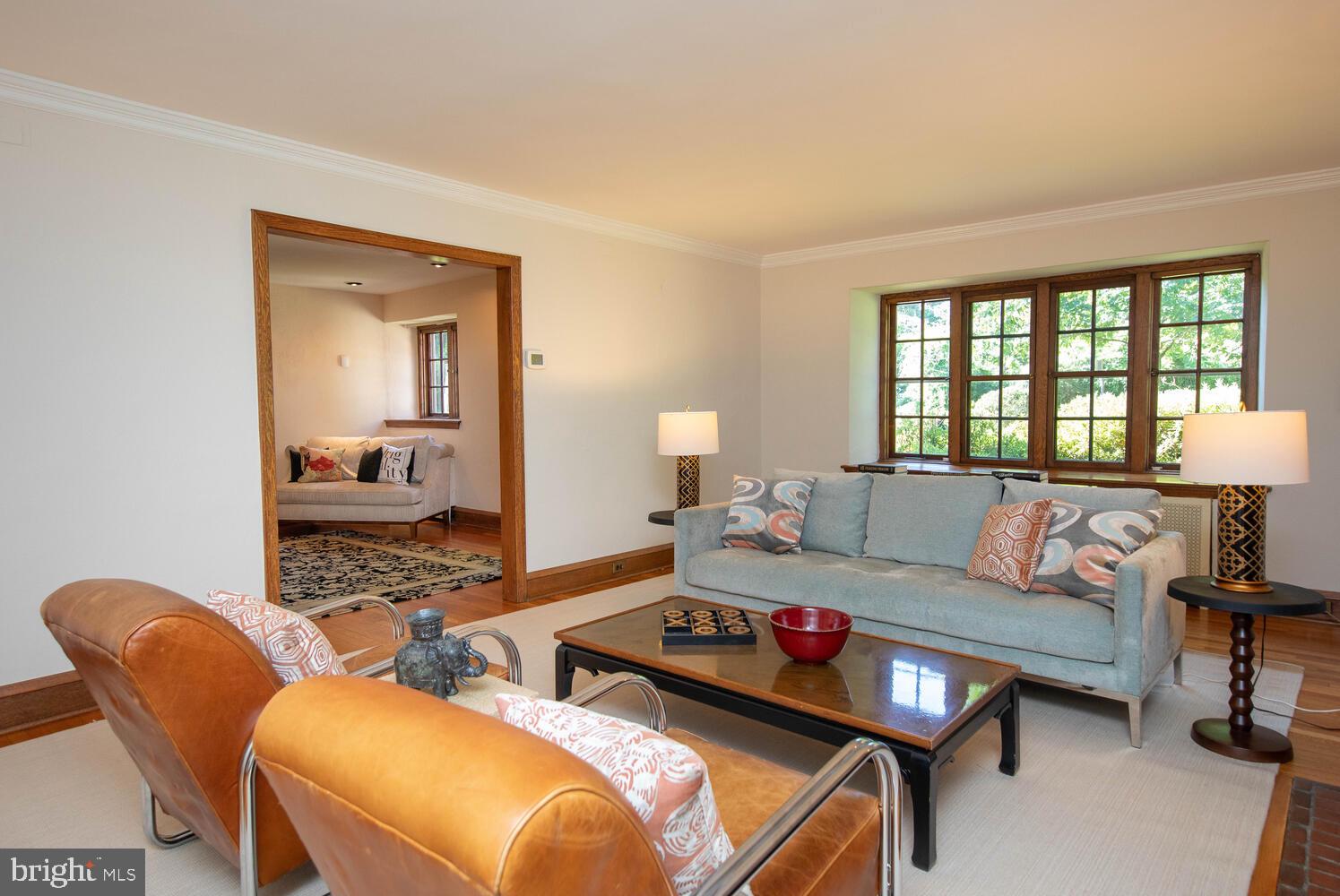 EAST FALLS - Residential