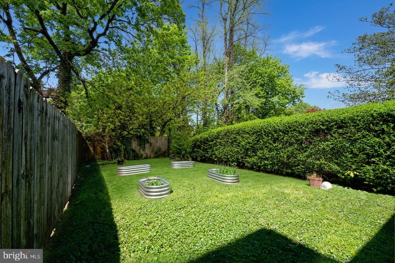 ALLISON HILL - Residential