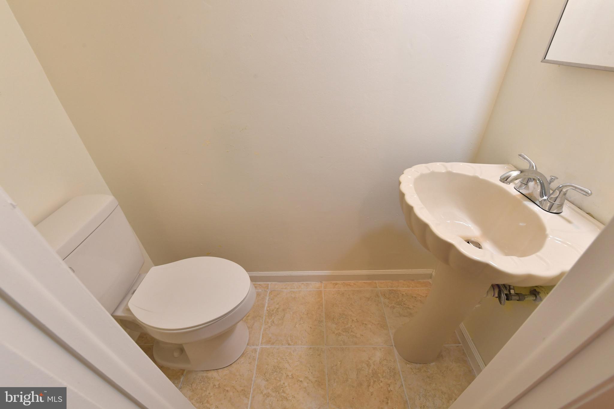 RESTON - Residential Lease