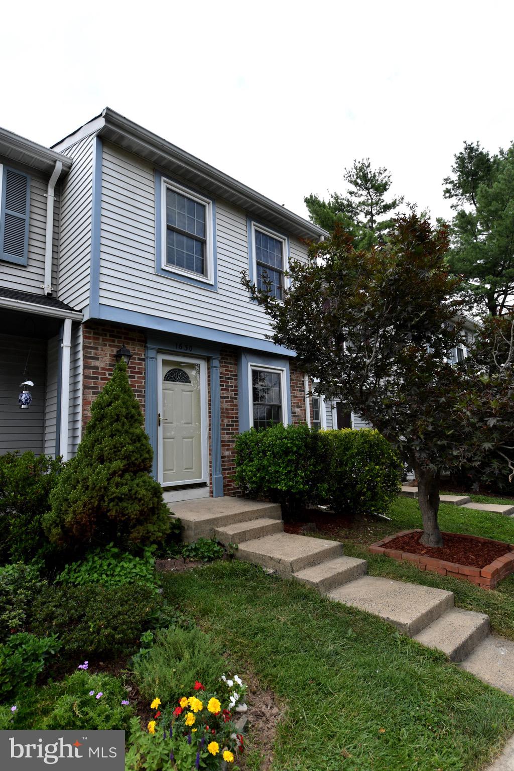 RESTON - Residential Lease