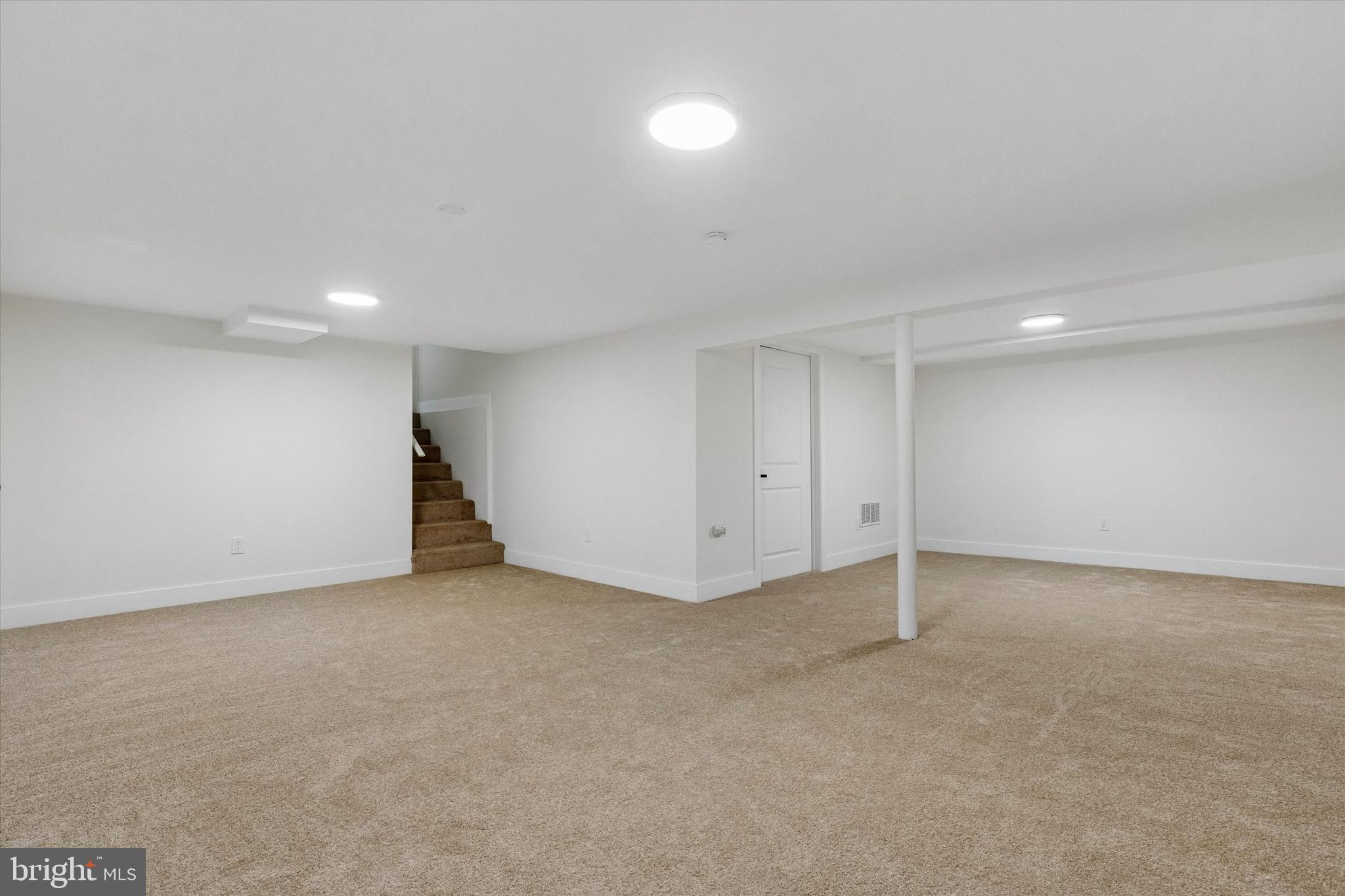 HILLCREST FARMS - Residential