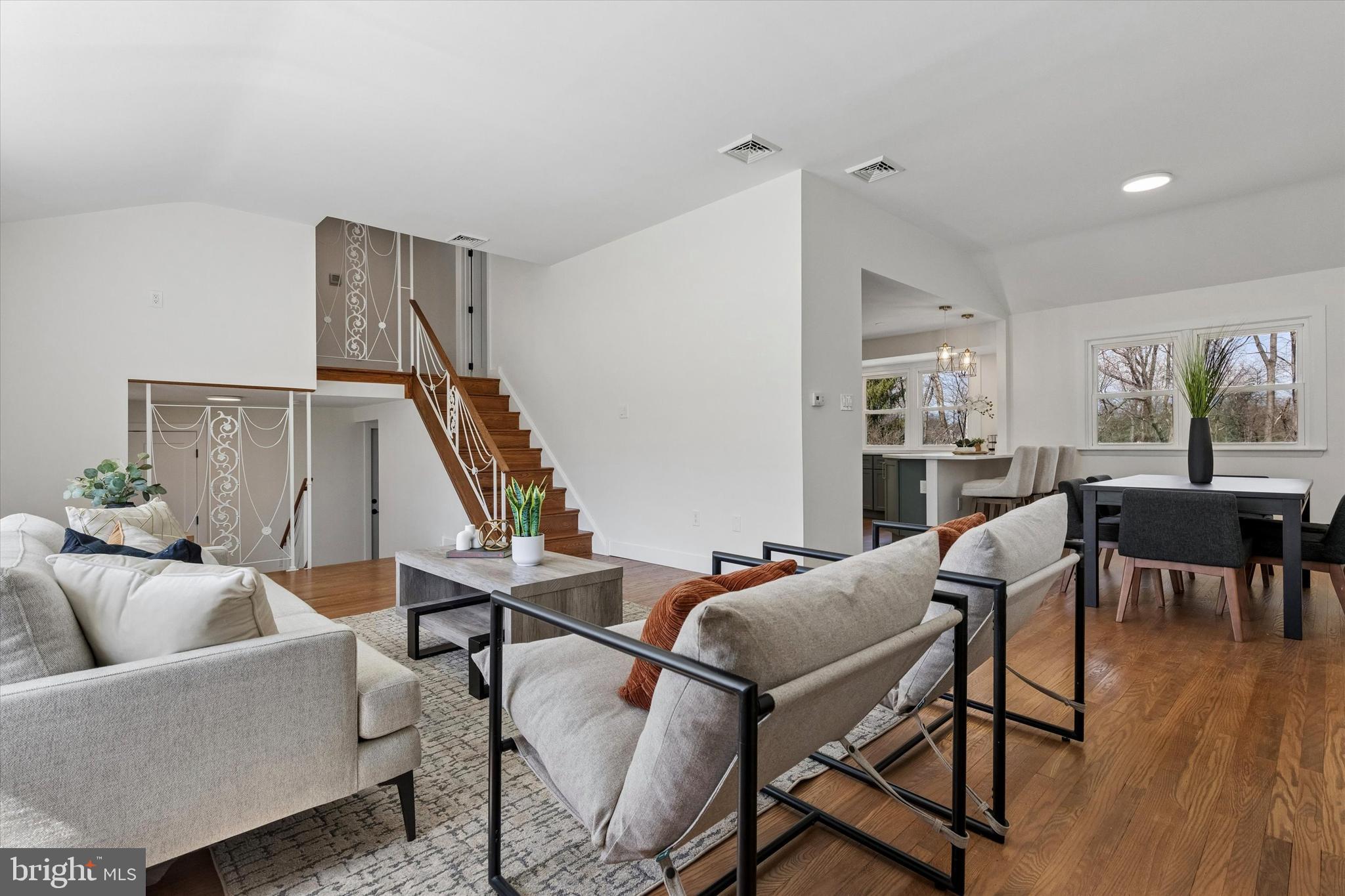 HILLCREST FARMS - Residential