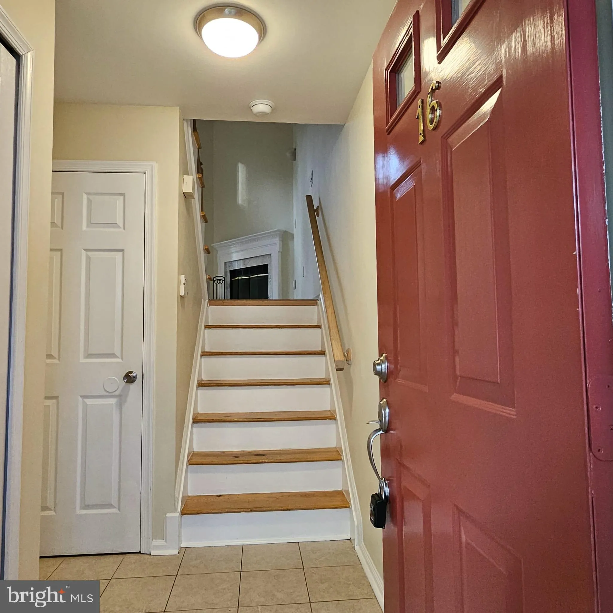 Princeton, New Jersey 08540, United States, 2 Bedrooms Bedrooms, ,2 BathroomsBathrooms,Residential,Contingent,117203