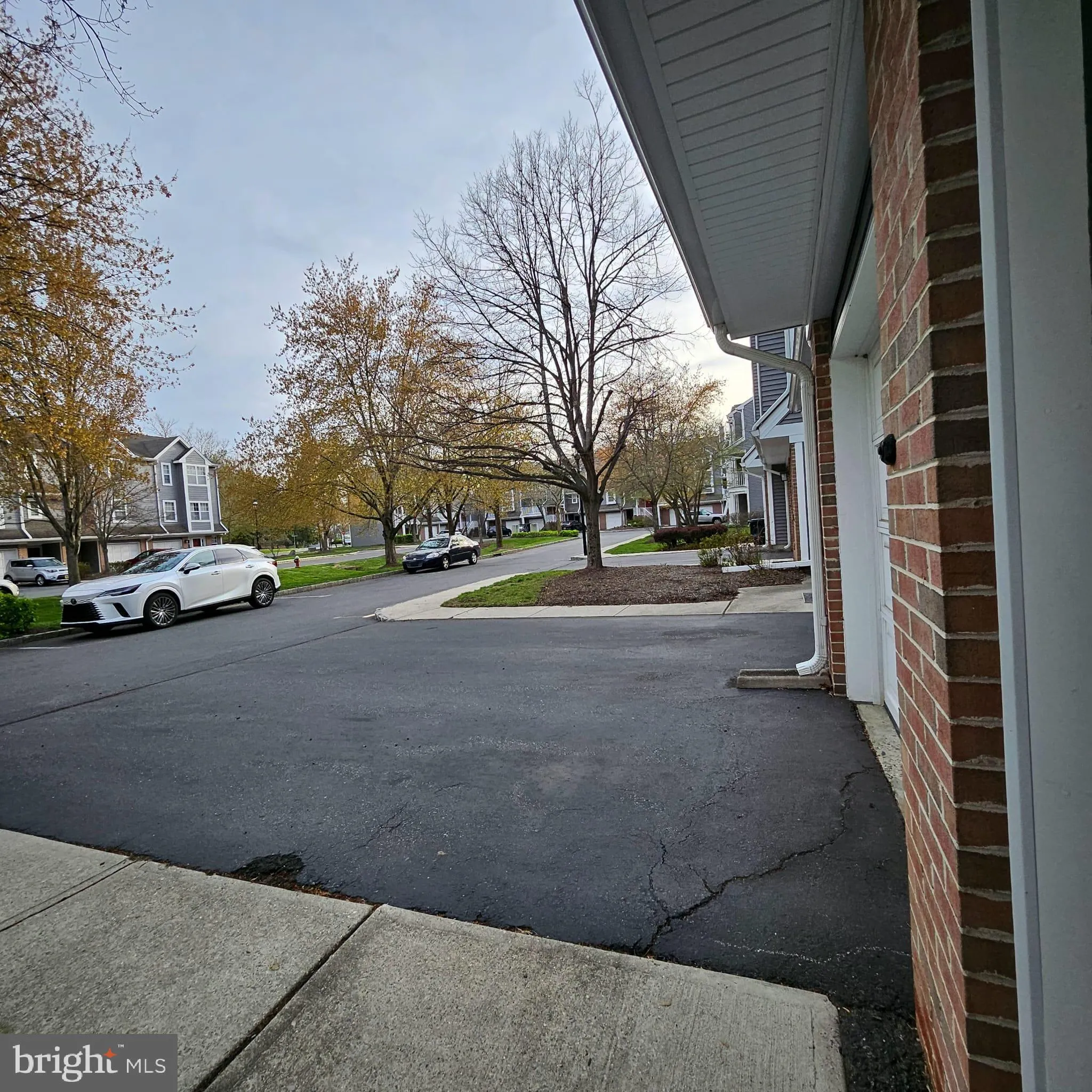 Princeton, New Jersey 08540, United States, 2 Bedrooms Bedrooms, ,2 BathroomsBathrooms,Residential,Contingent,117203