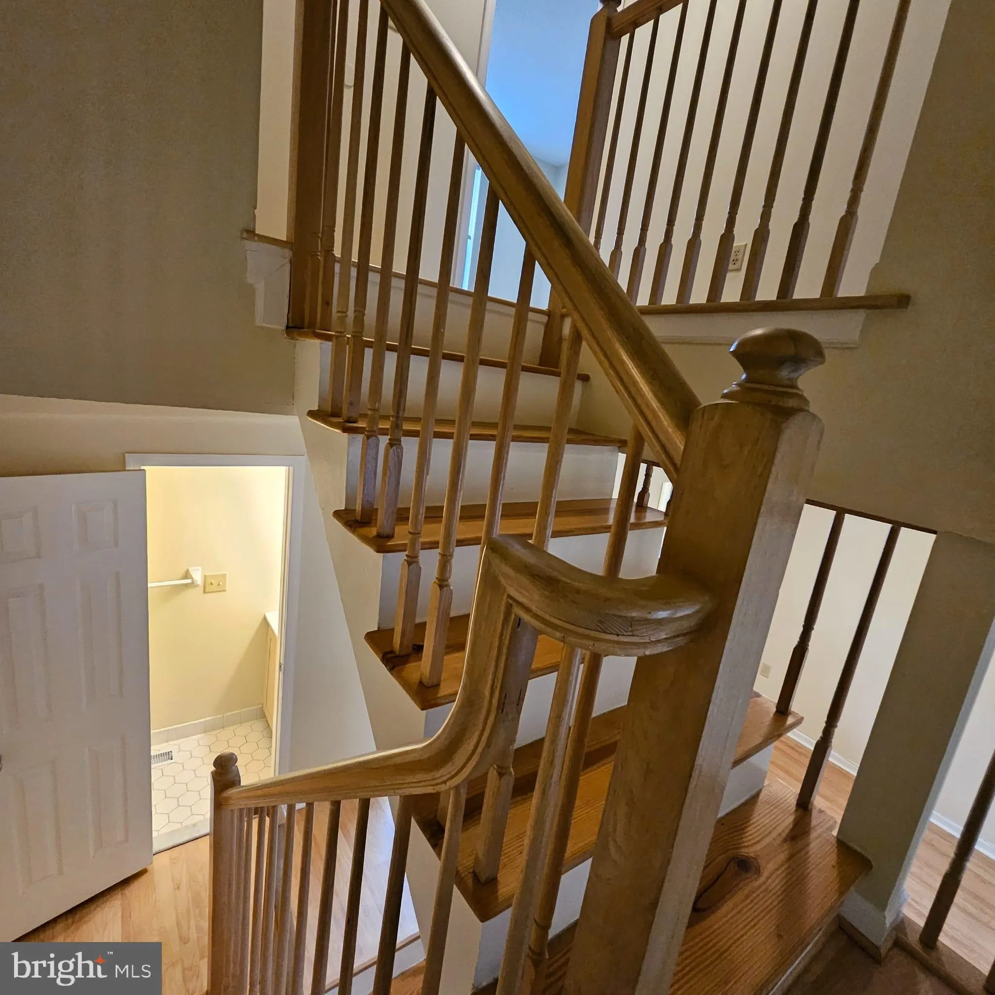 Princeton, New Jersey 08540, United States, 2 Bedrooms Bedrooms, ,2 BathroomsBathrooms,Residential,Contingent,117203