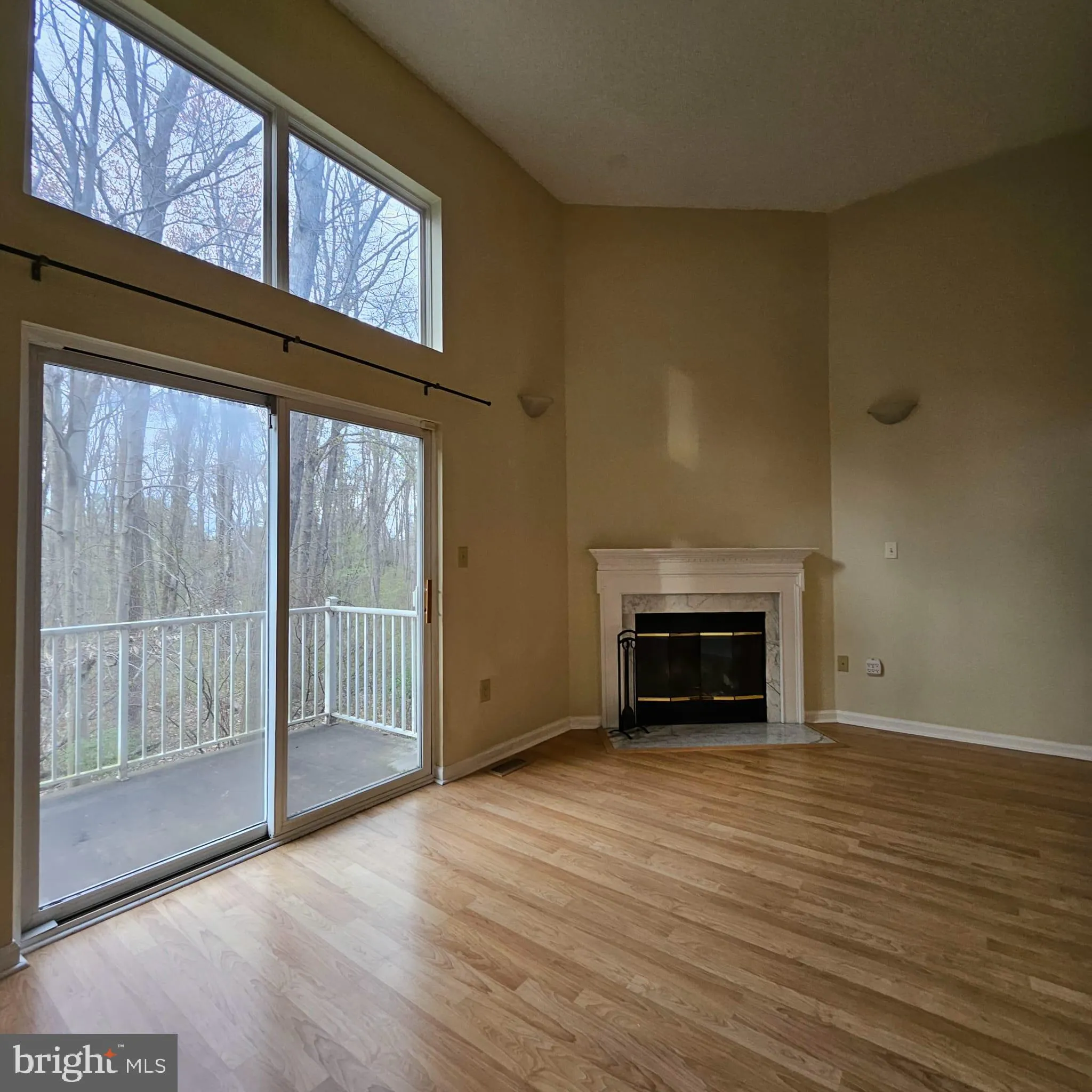 Princeton, New Jersey 08540, United States, 2 Bedrooms Bedrooms, ,2 BathroomsBathrooms,Residential,Contingent,117203