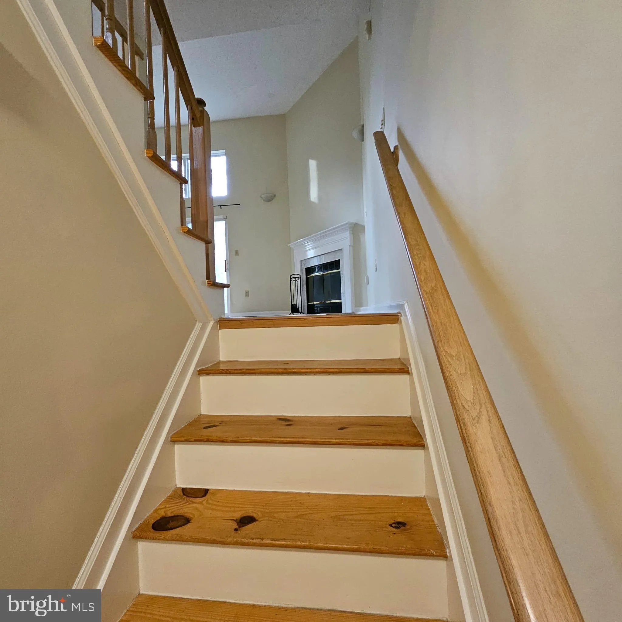 Princeton, New Jersey 08540, United States, 2 Bedrooms Bedrooms, ,2 BathroomsBathrooms,Residential,Contingent,117203