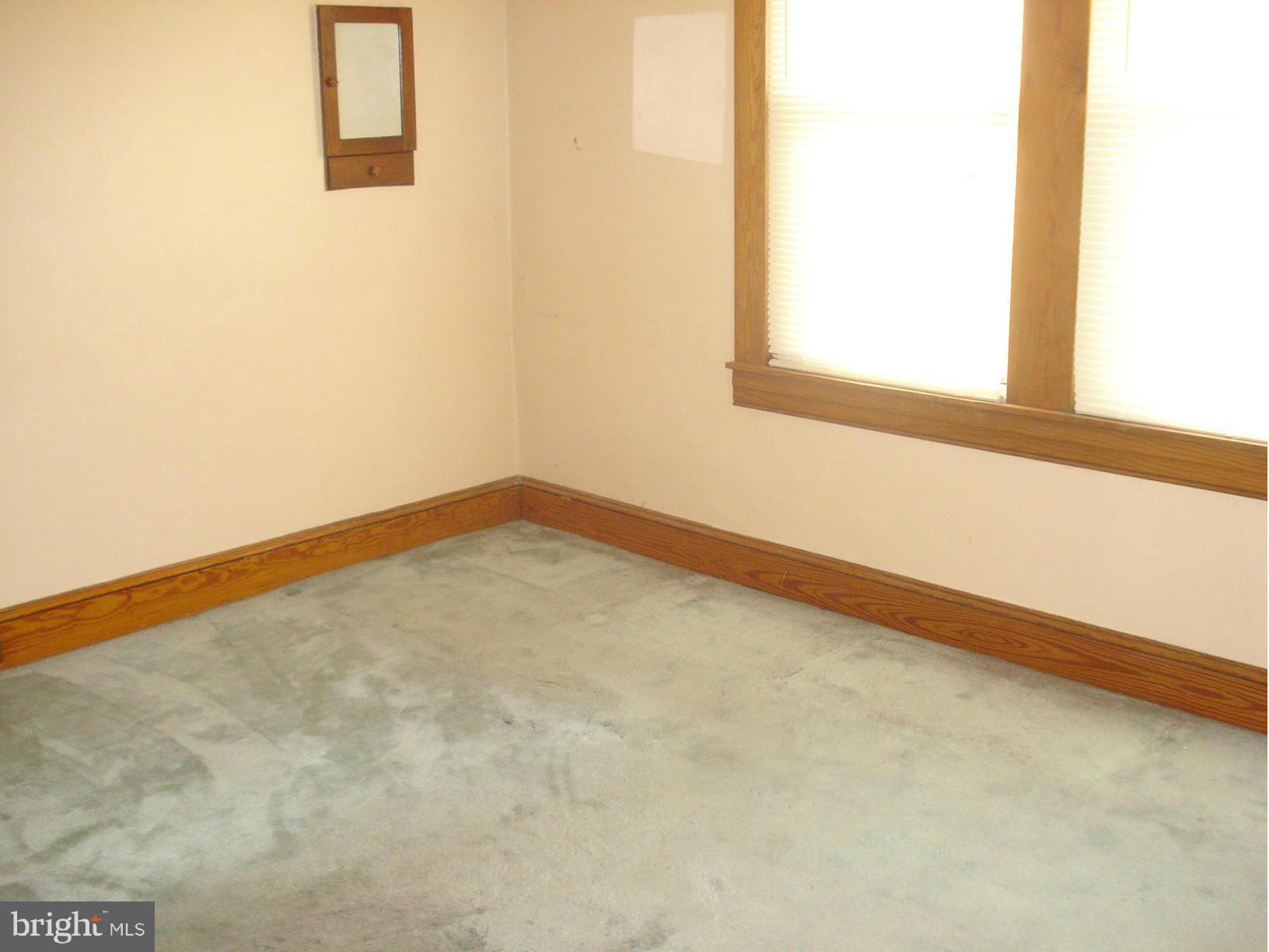 CROMWELL MANOR - Residential