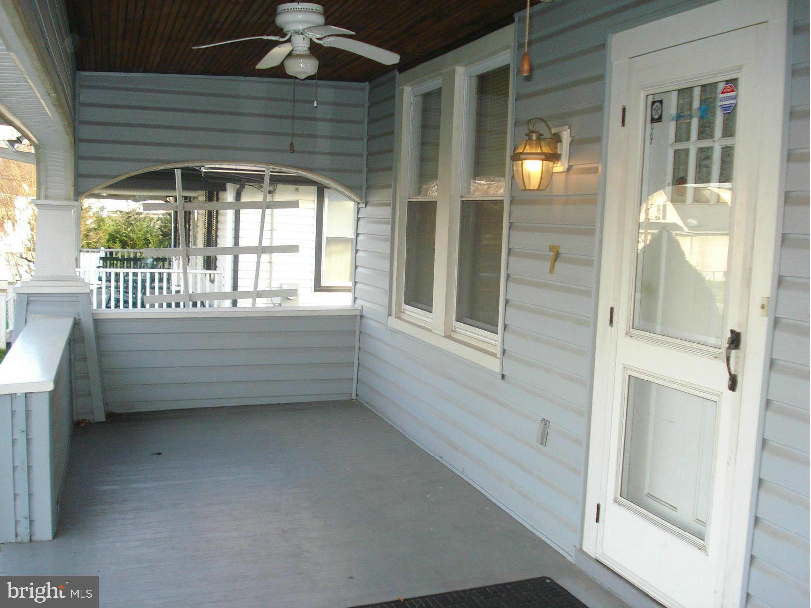 CROMWELL MANOR - Residential