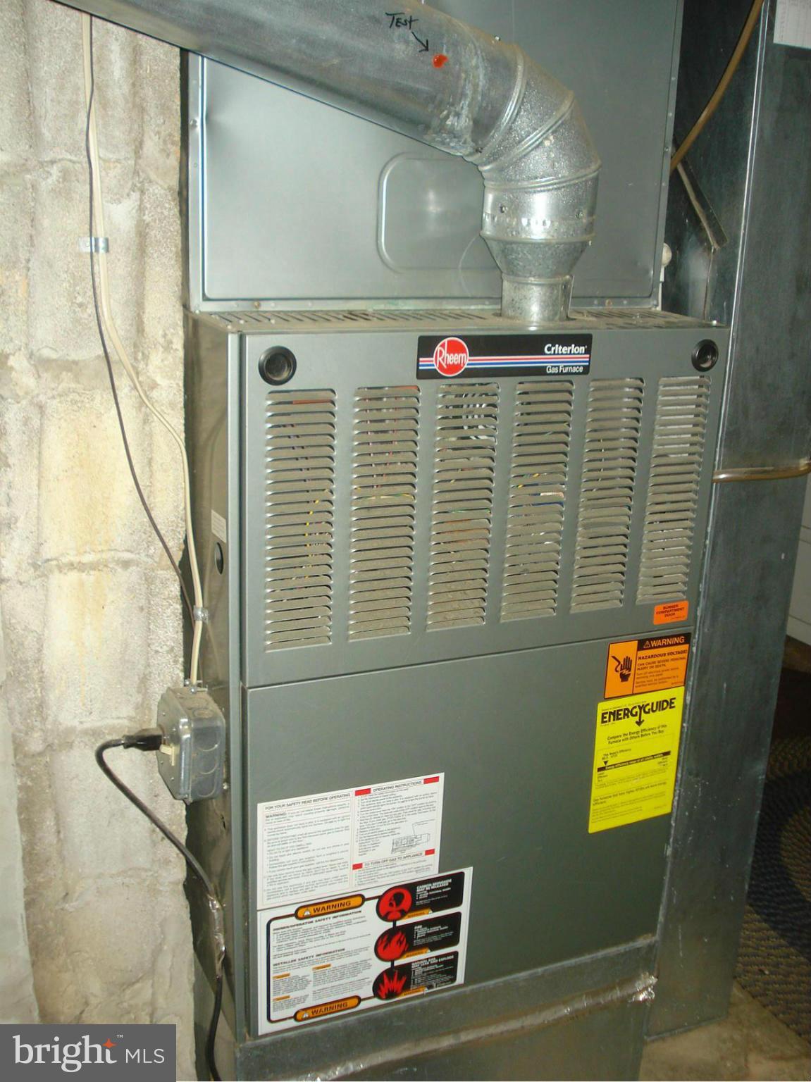 CROMWELL MANOR - Residential