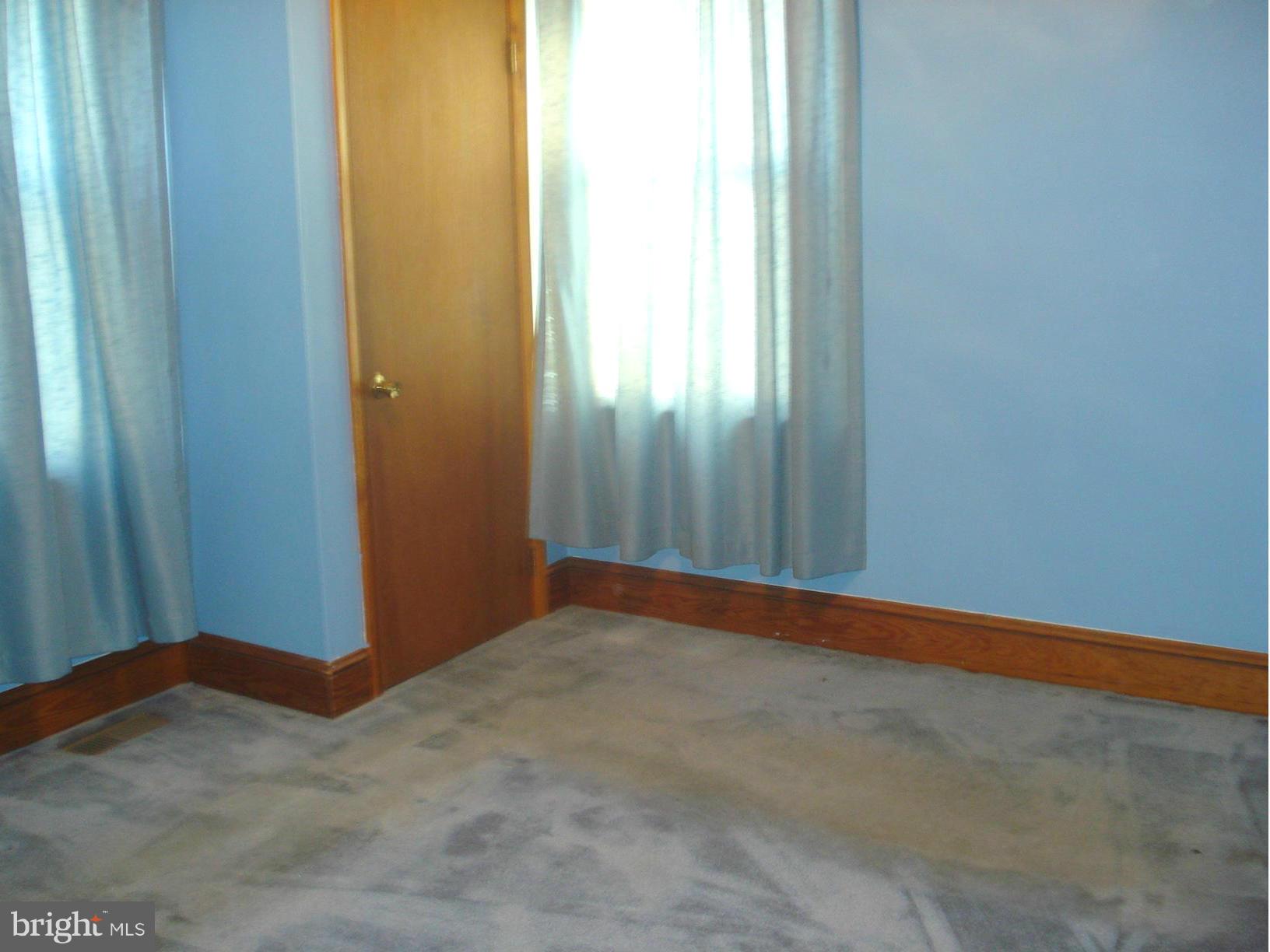 CROMWELL MANOR - Residential