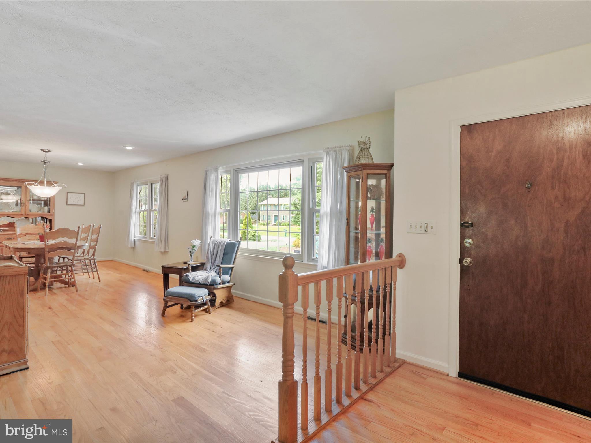 8117 GLENDALE DRIVE