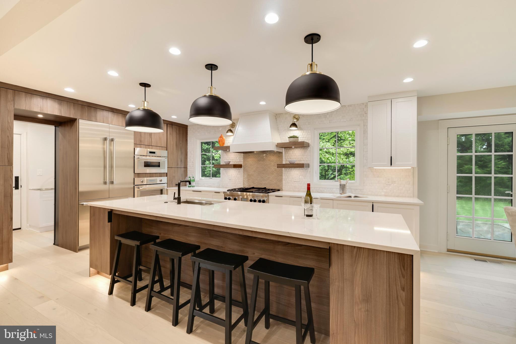 FALCONHURST - Residential