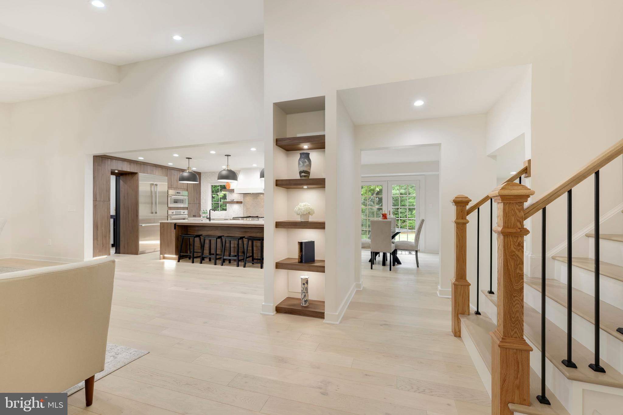 FALCONHURST - Residential