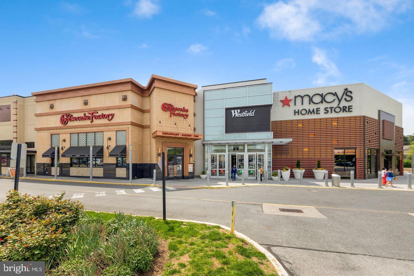 FALCONHURST - Residential