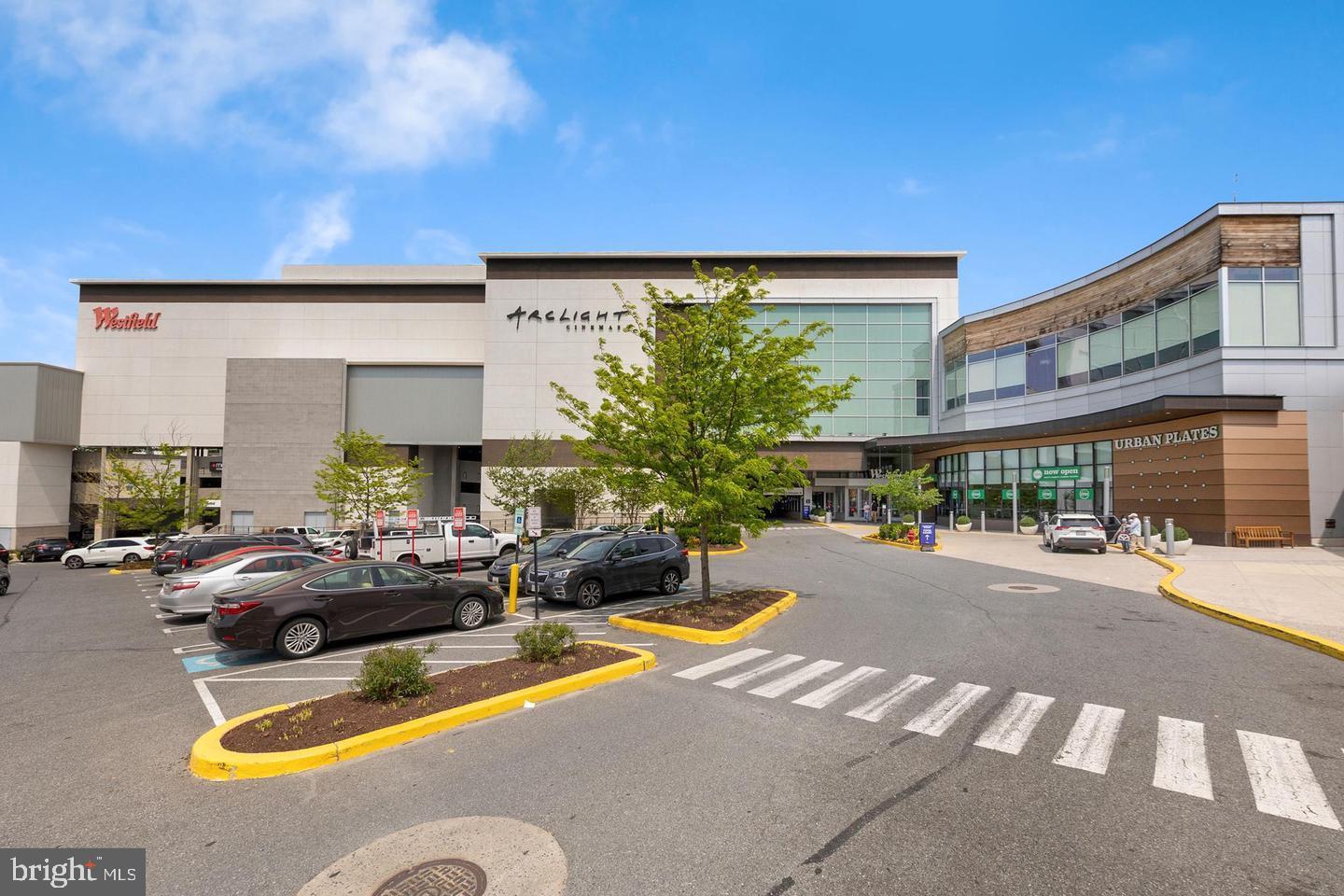 FALCONHURST - Residential