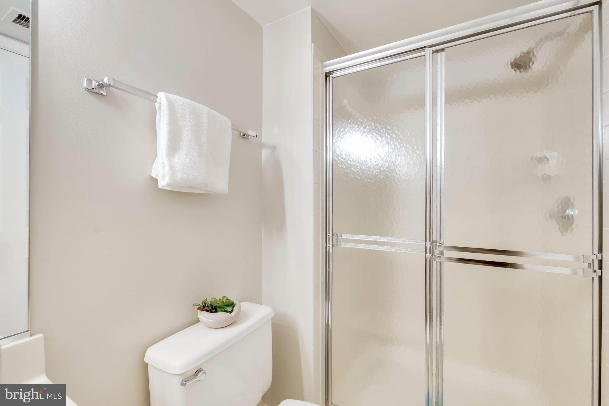 FALCONHURST - Residential