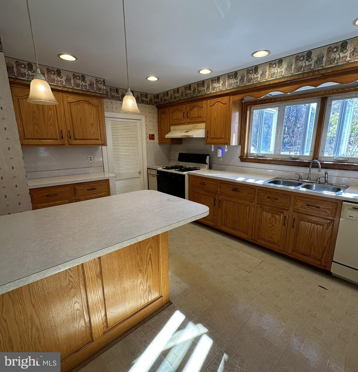 24543 CHESTERTOWN ROAD