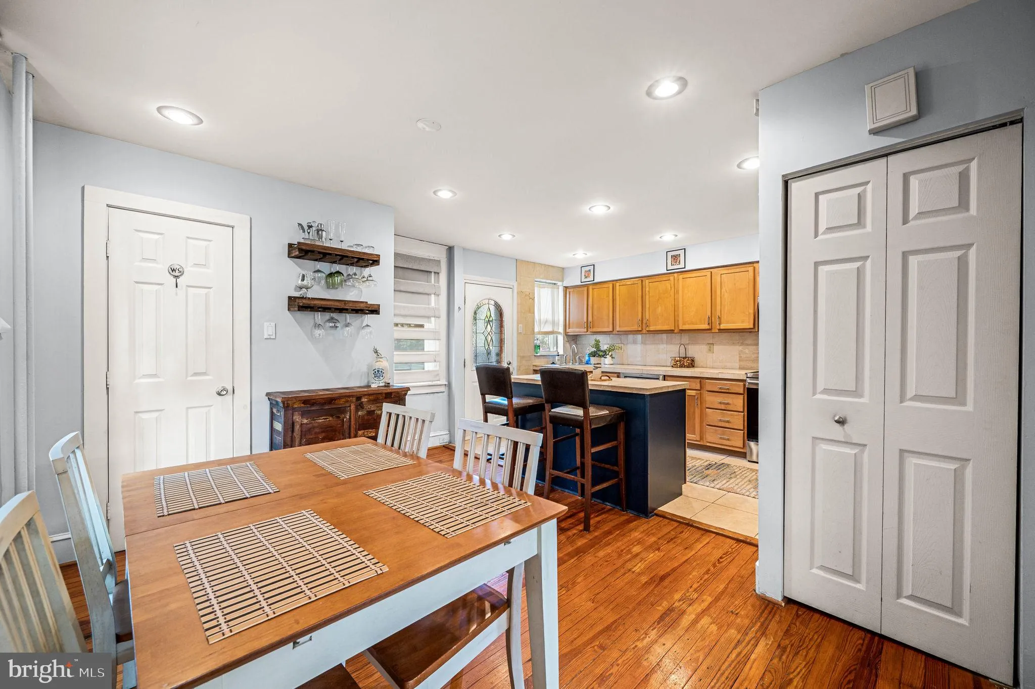 Philadelphia, Pennsylvania 19128, United States, 3 Bedrooms Bedrooms, ,2 BathroomsBathrooms,Residential,Contingent,122930