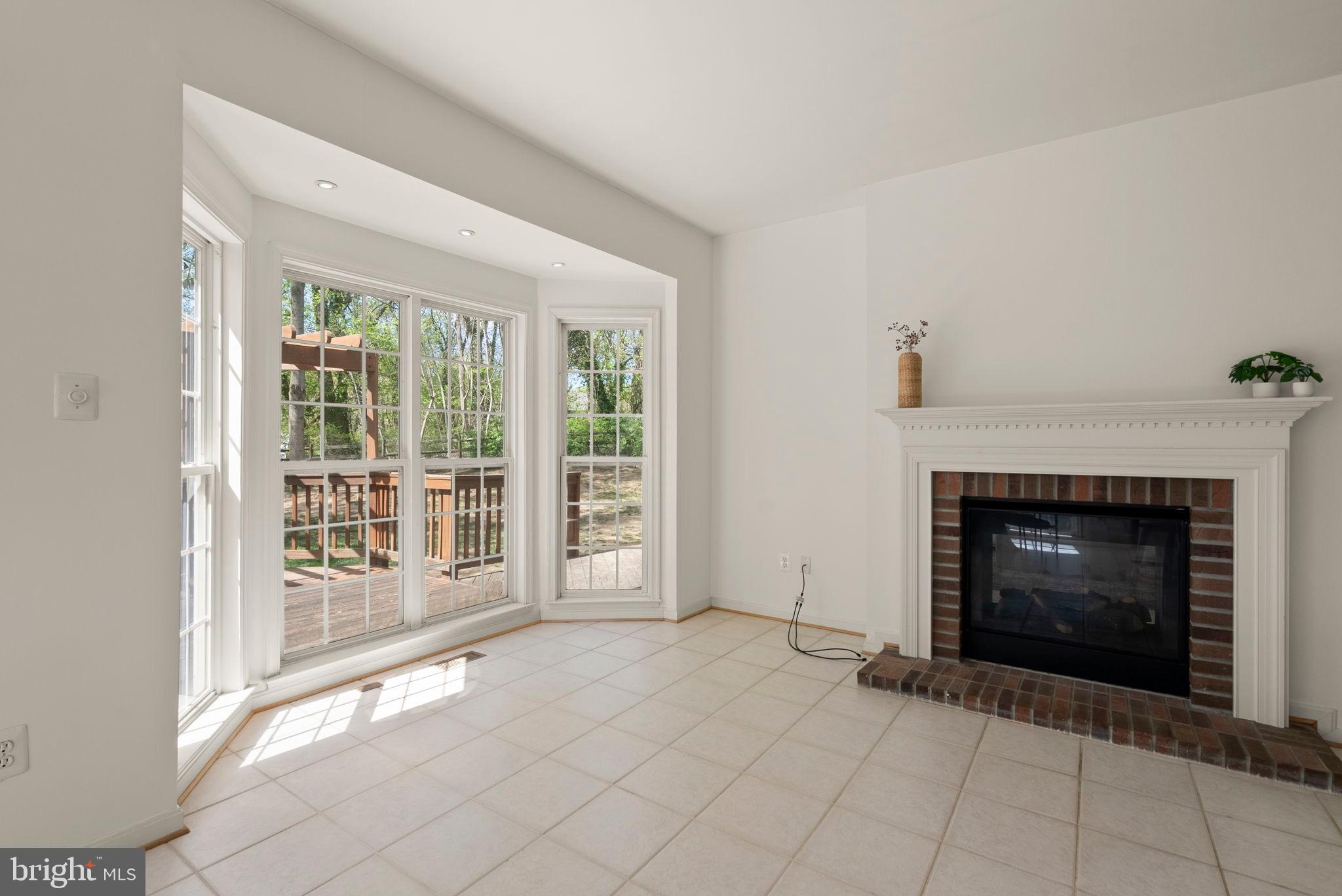 TRACEYS CREEK - Residential