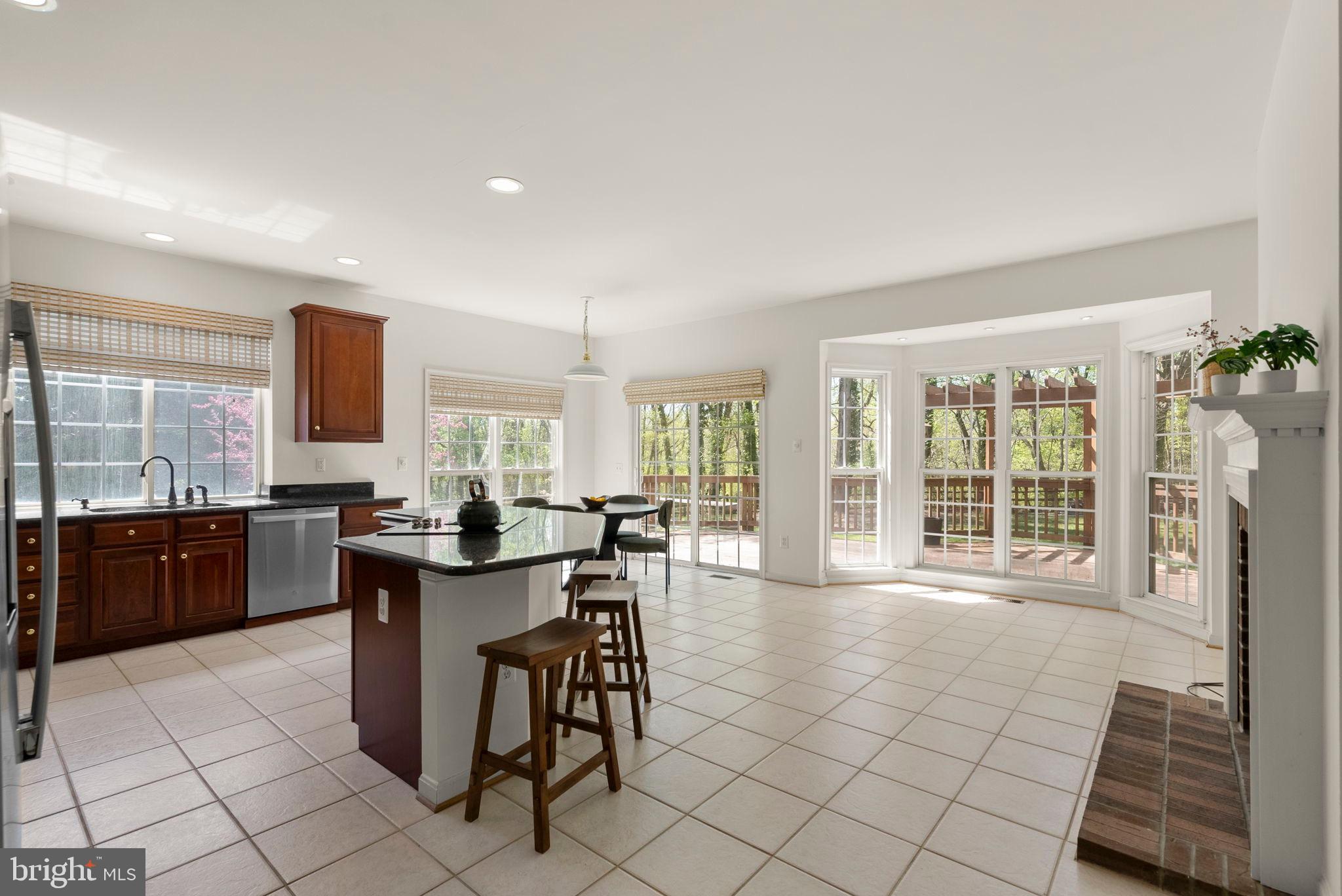 TRACEYS CREEK - Residential