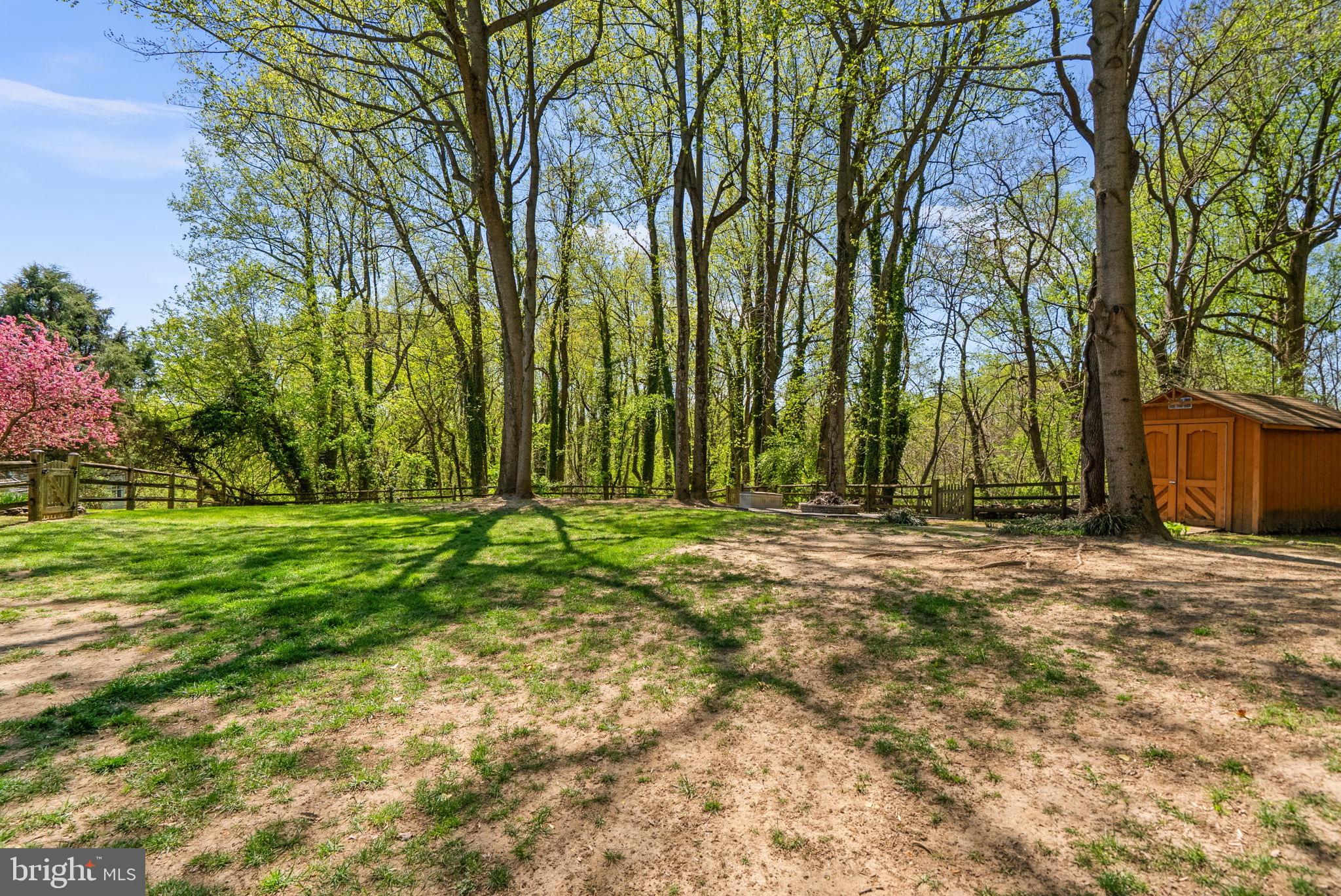 TRACEYS CREEK - Residential