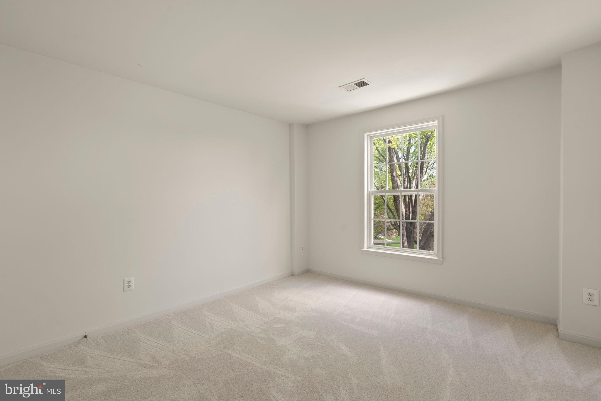 TRACEYS CREEK - Residential