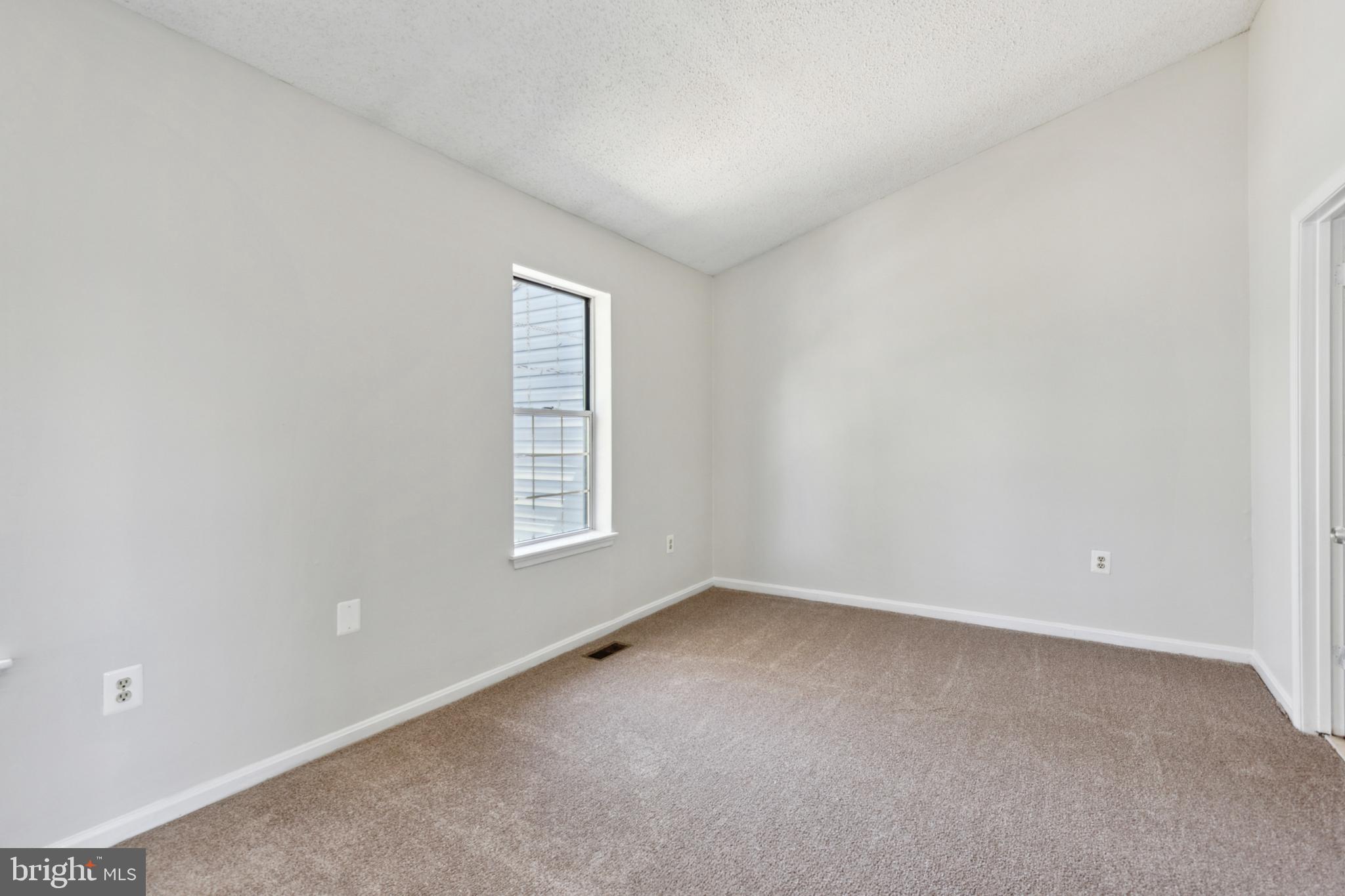 ENTERPRISE KNOLLS-PLAT S - Residential