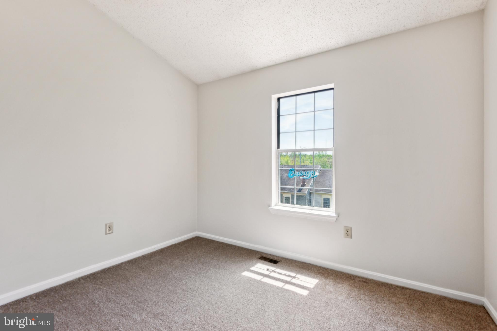 ENTERPRISE KNOLLS-PLAT S - Residential