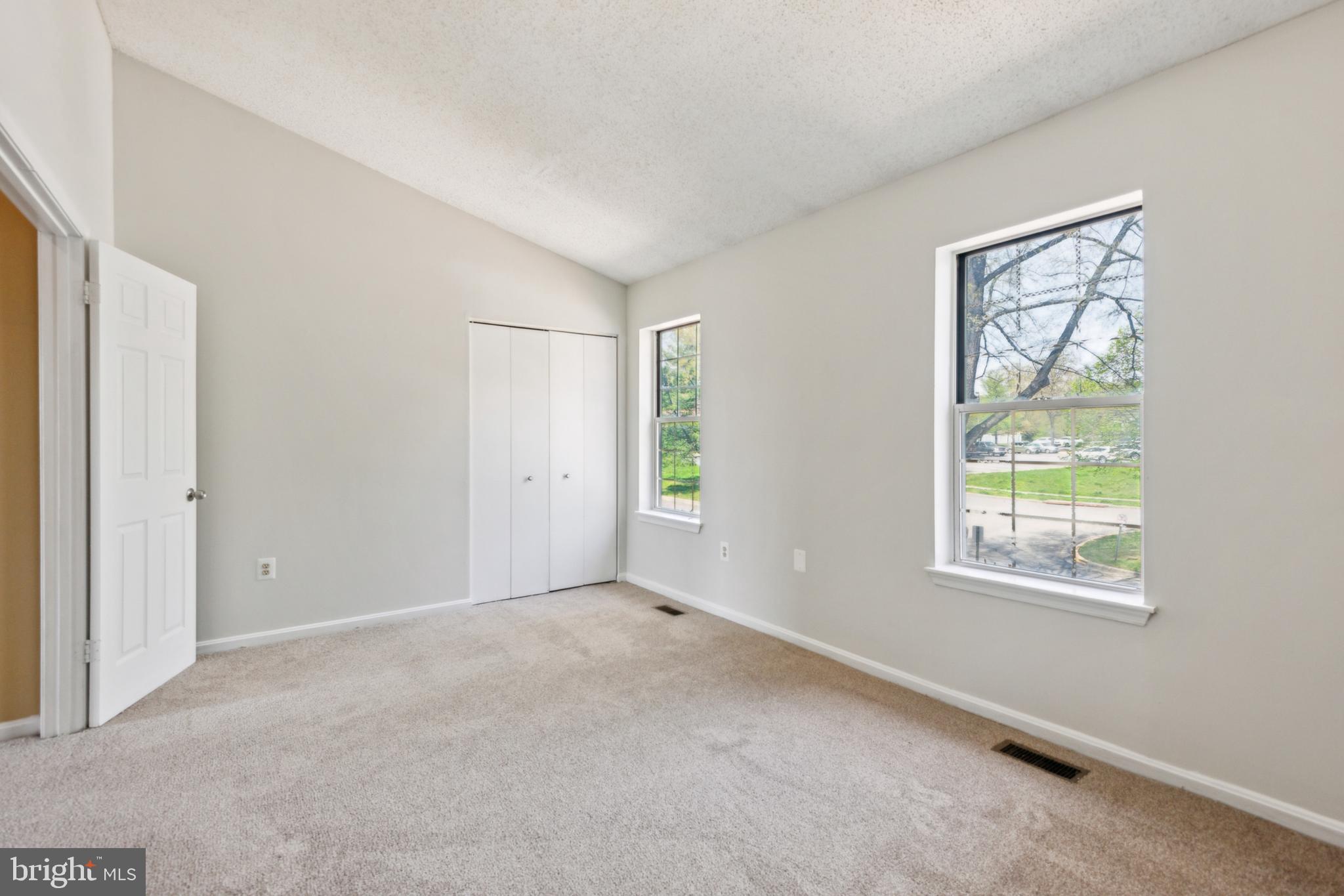 ENTERPRISE KNOLLS-PLAT S - Residential