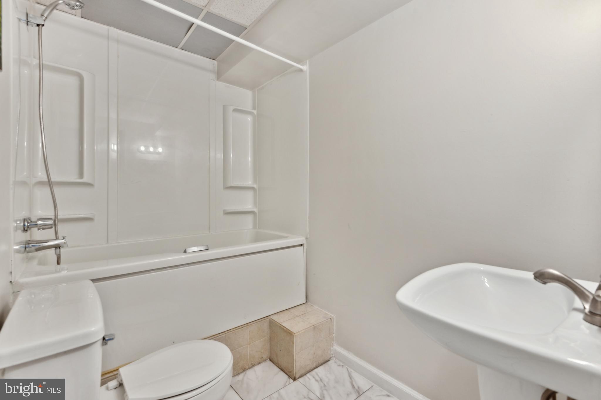 ENTERPRISE KNOLLS-PLAT S - Residential