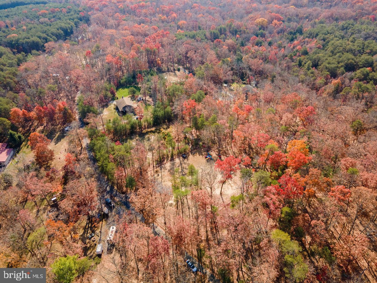 SERENITY RIDGE - Land