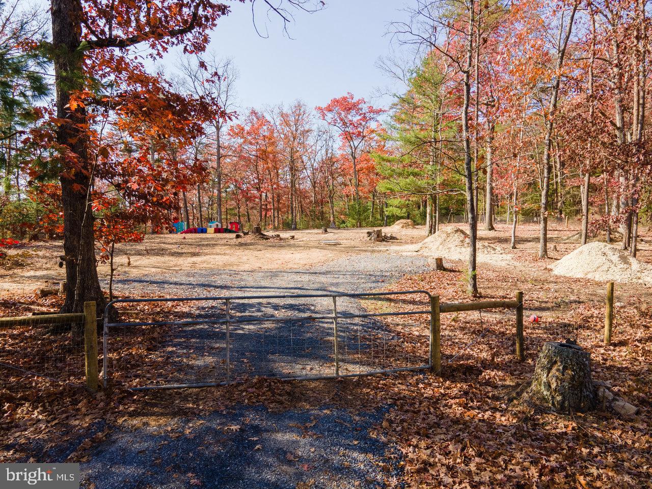 SERENITY RIDGE - Land