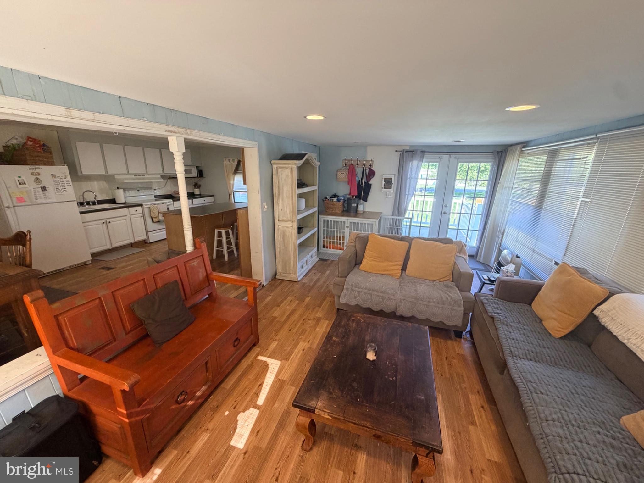26957 WHITE HOUSE ROAD