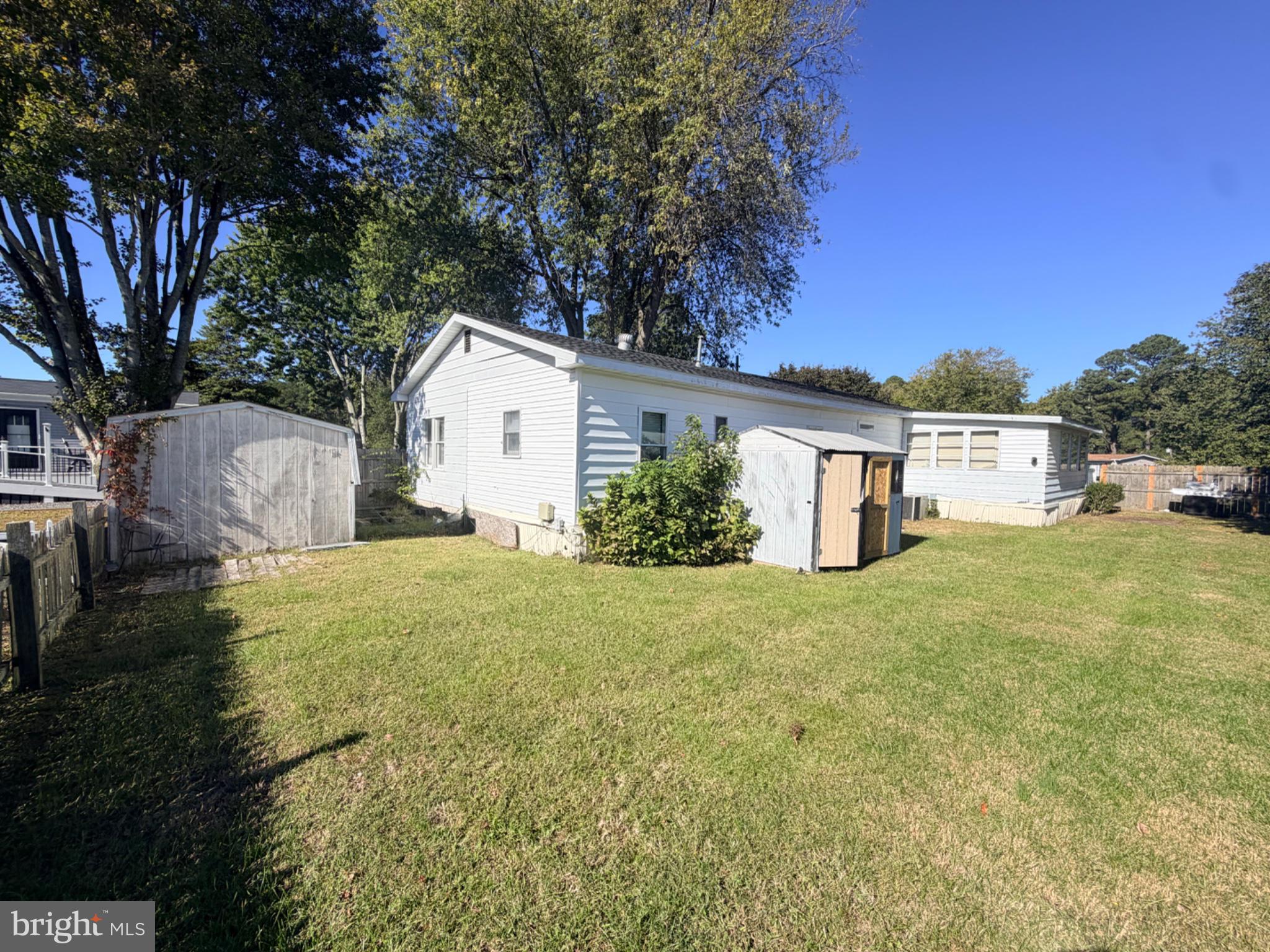 26957 WHITE HOUSE ROAD