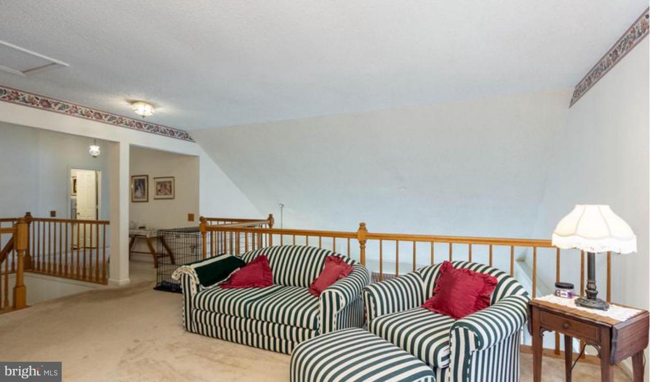 FOXRIDGE - Residential Lease