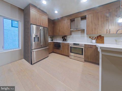 702 N FRONT STREET 12 12 PHILADELPHIA PA 19123