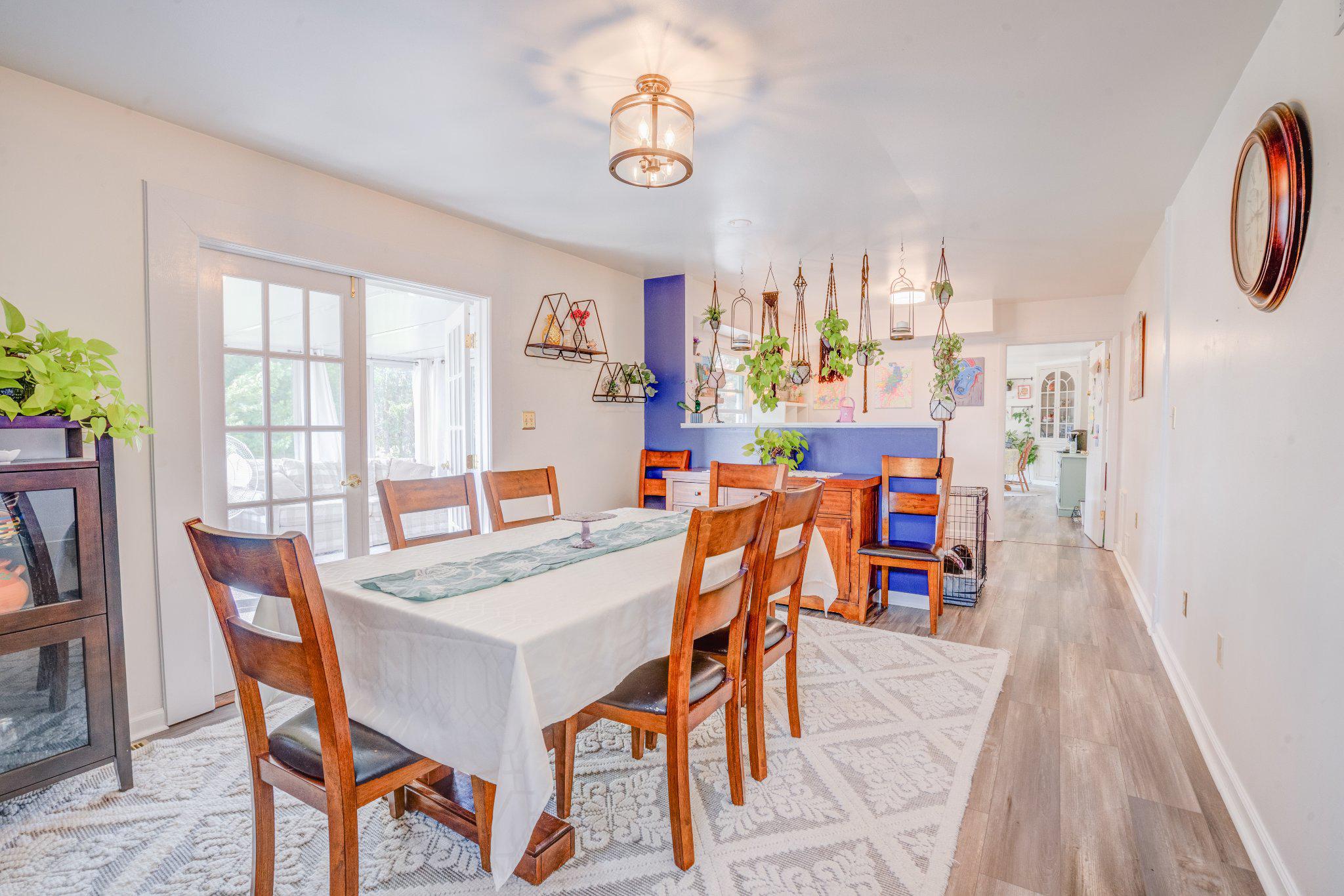 BRADDOCK ESTATES - Residential