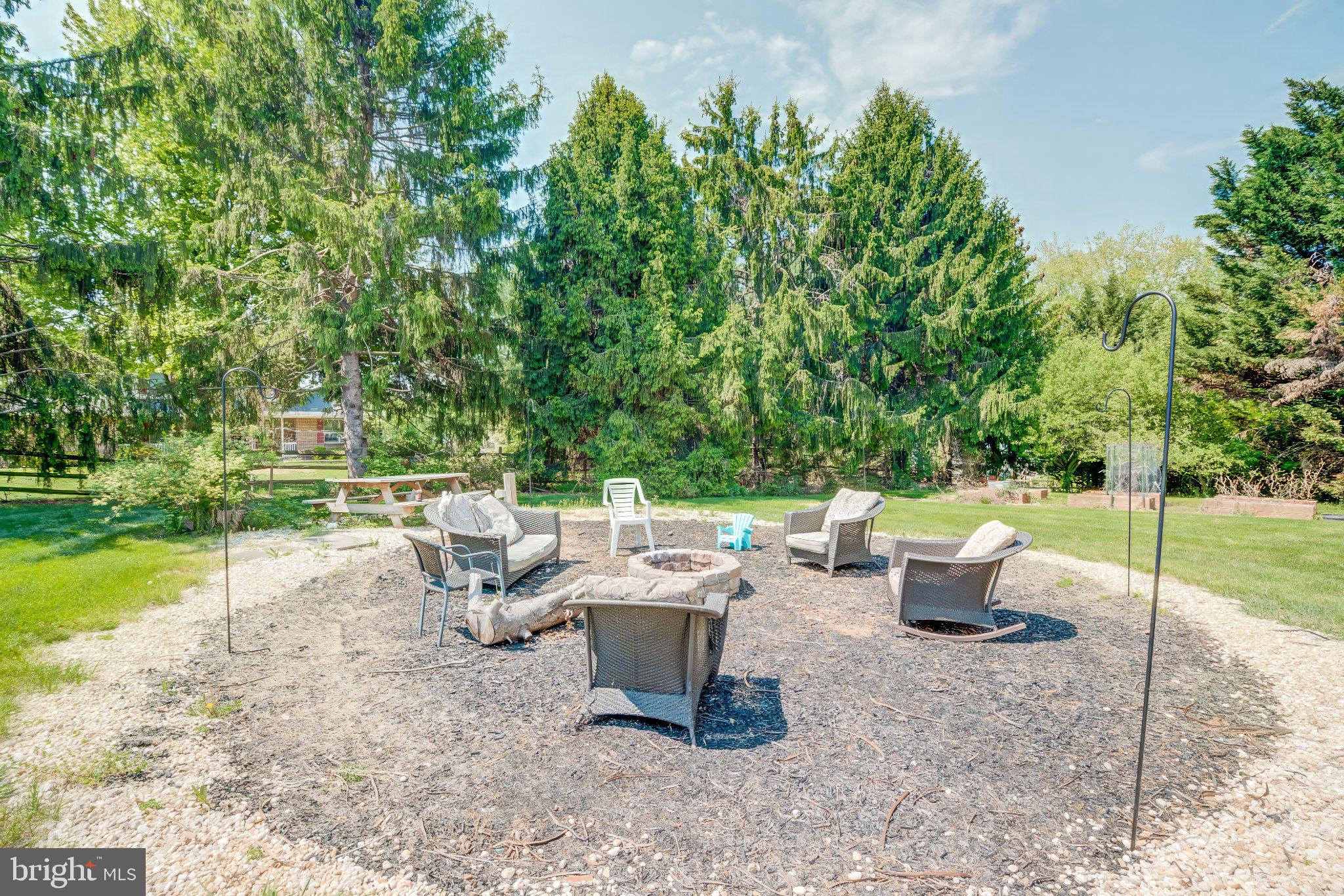 BRADDOCK ESTATES - Residential