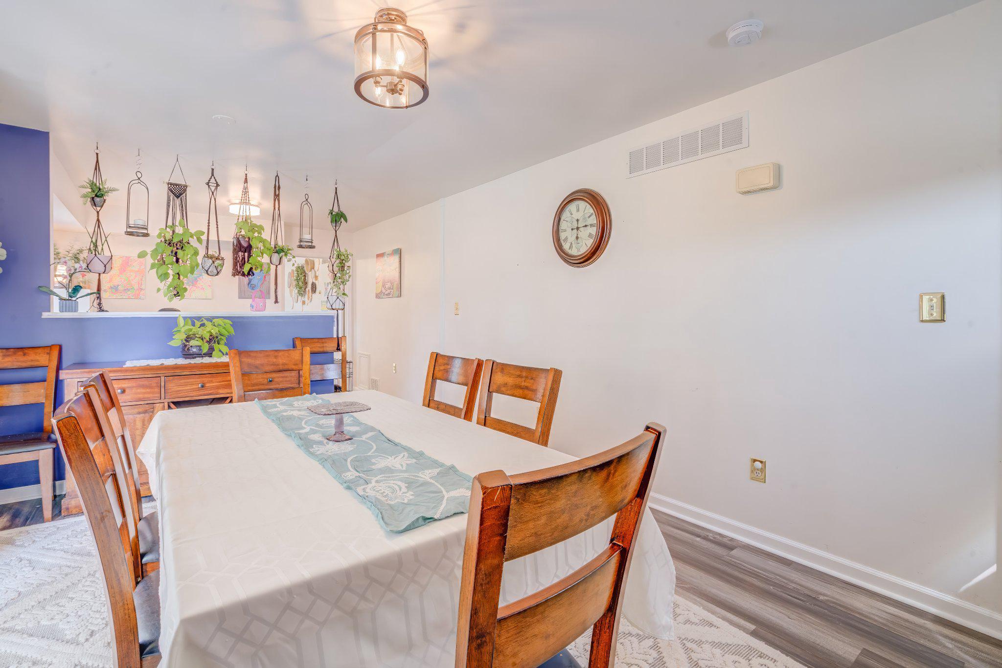 BRADDOCK ESTATES - Residential