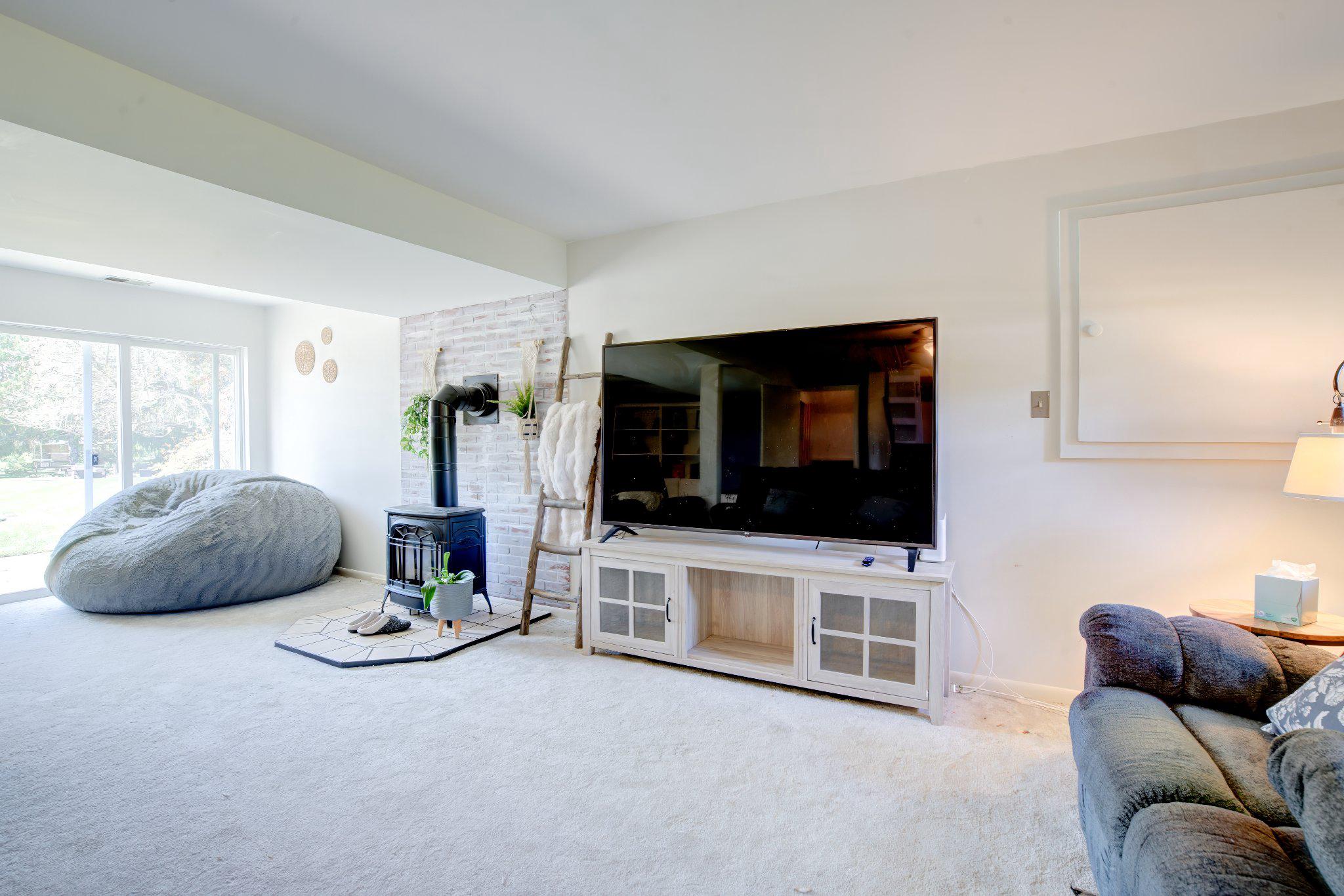 BRADDOCK ESTATES - Residential