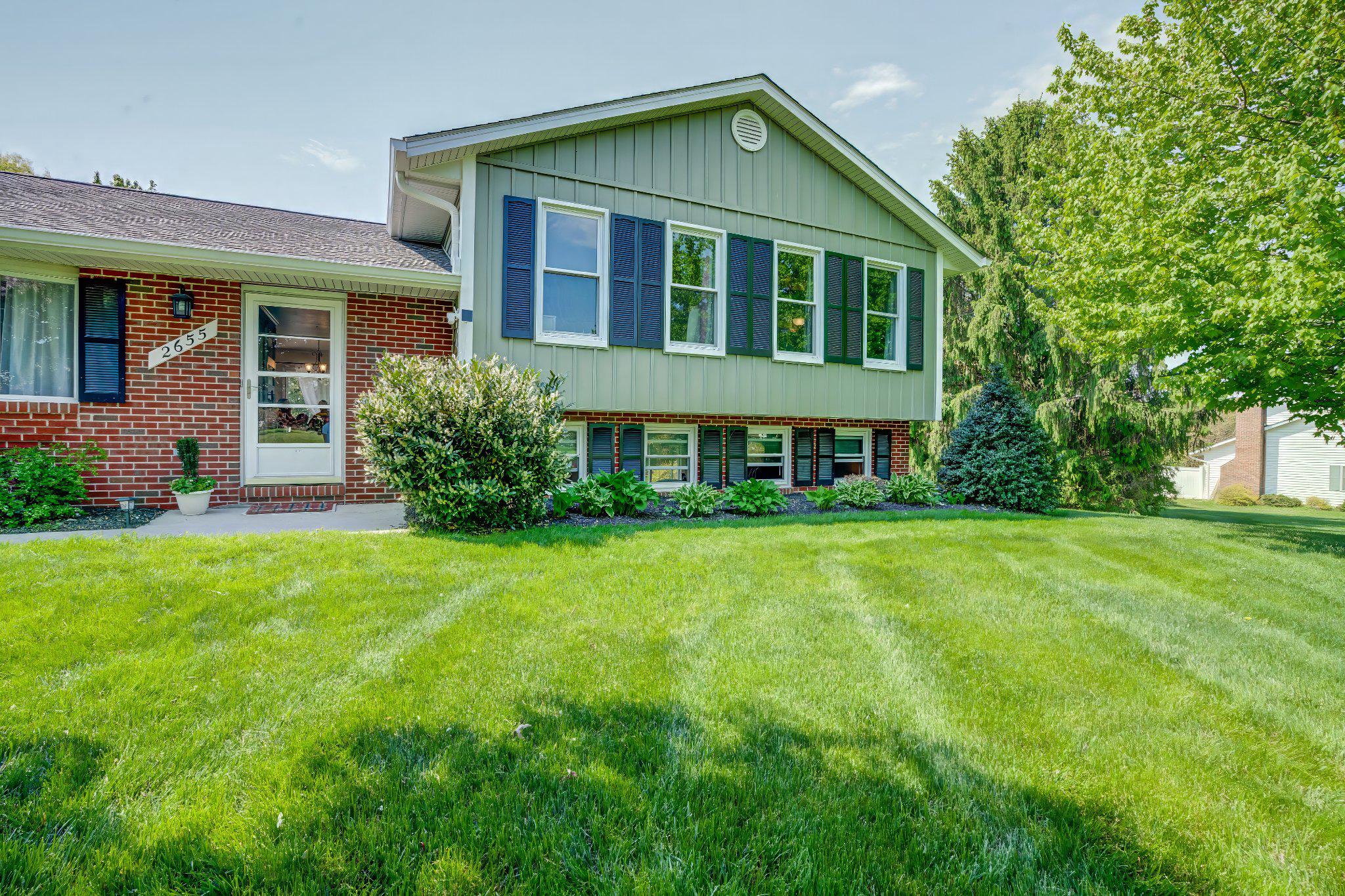 BRADDOCK ESTATES - Residential