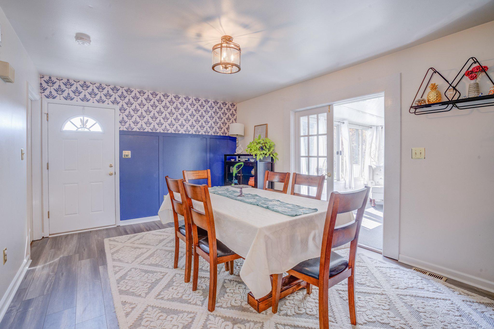 BRADDOCK ESTATES - Residential