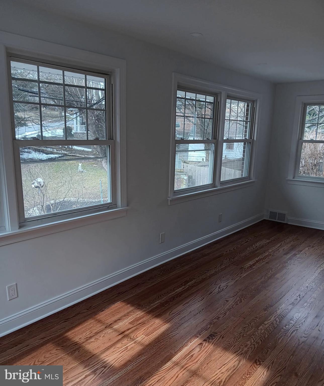 PENN WYNNE - Residential