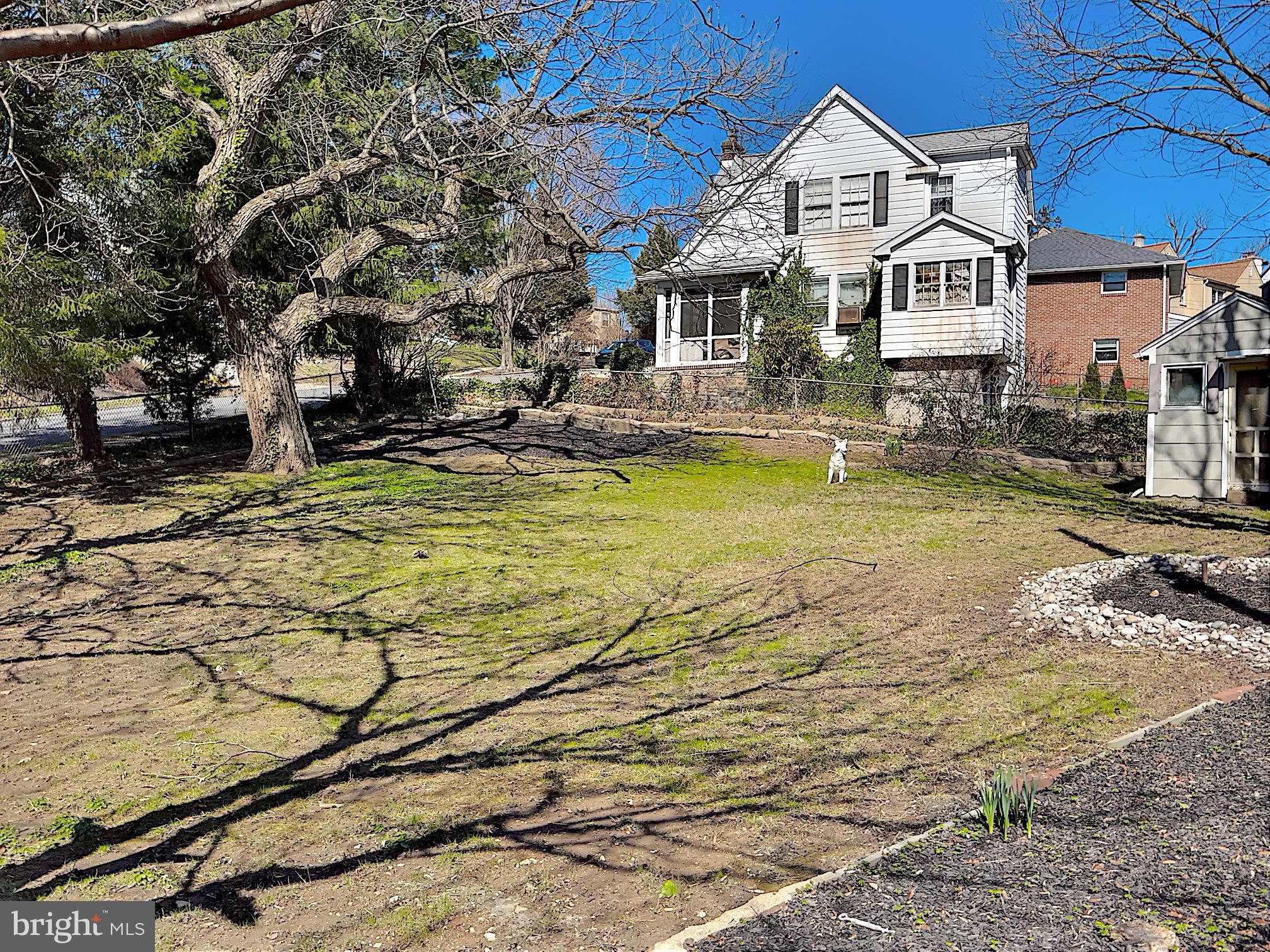 PENN WYNNE - Residential