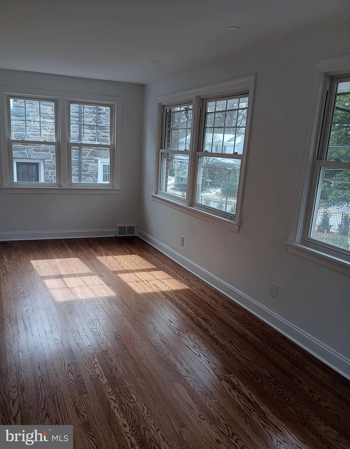 PENN WYNNE - Residential